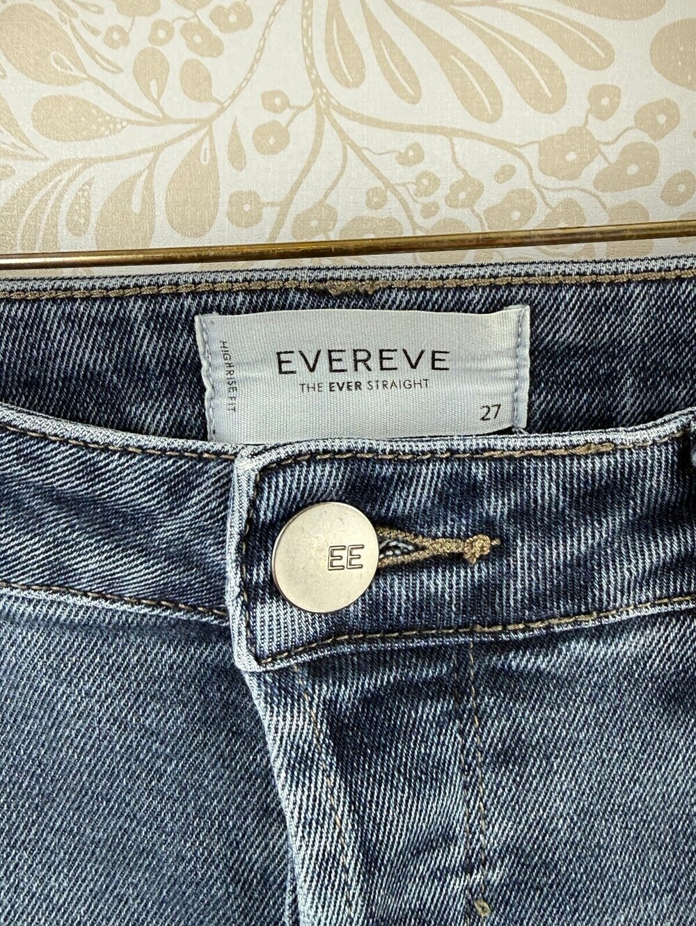 Evereve The Ever Straight High-Rise Stretch Medium Wash Denim Jean - Size - 27 - Picture 3 of 7